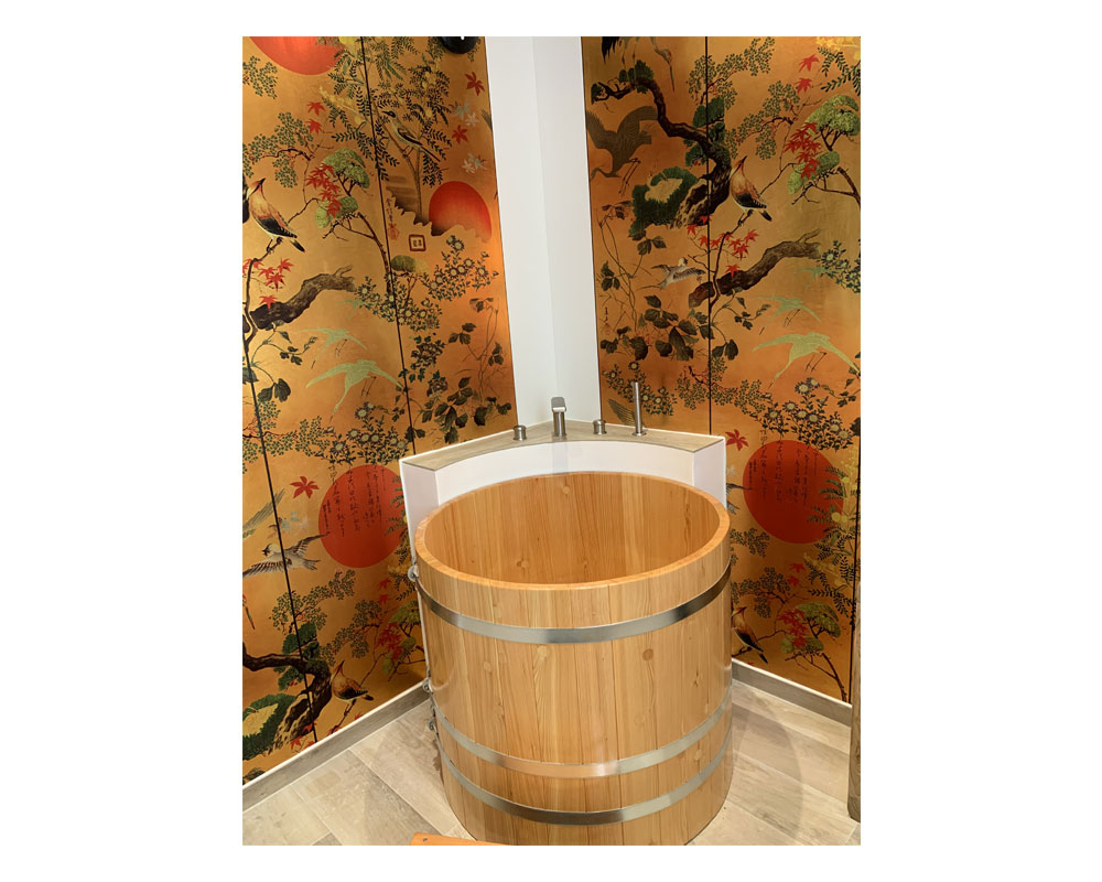 Salle de bain japonisante